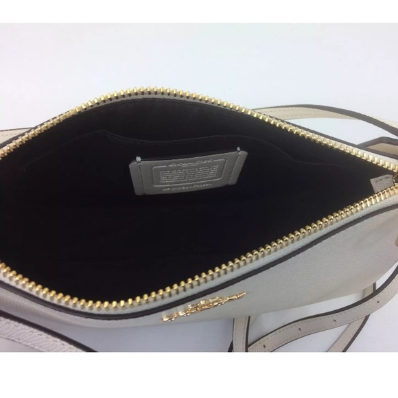 SOLDβοΈAuthentic COACH white/cream/Gold Crossbody - Picture 5 of 8